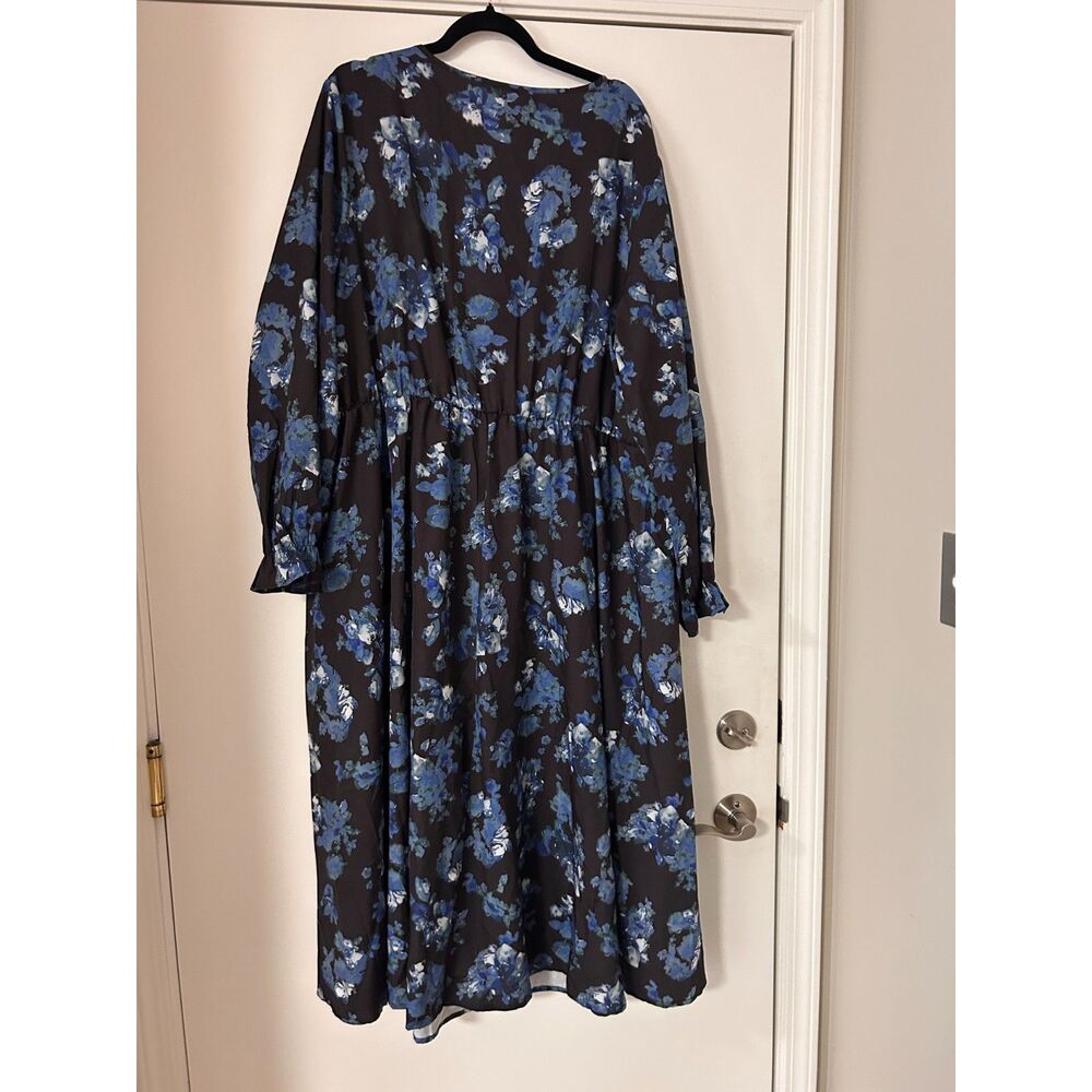Bloomchic Silhouette Floral Print Wrap Pocket Dress NWT 22-24 - Picture 3 of 5